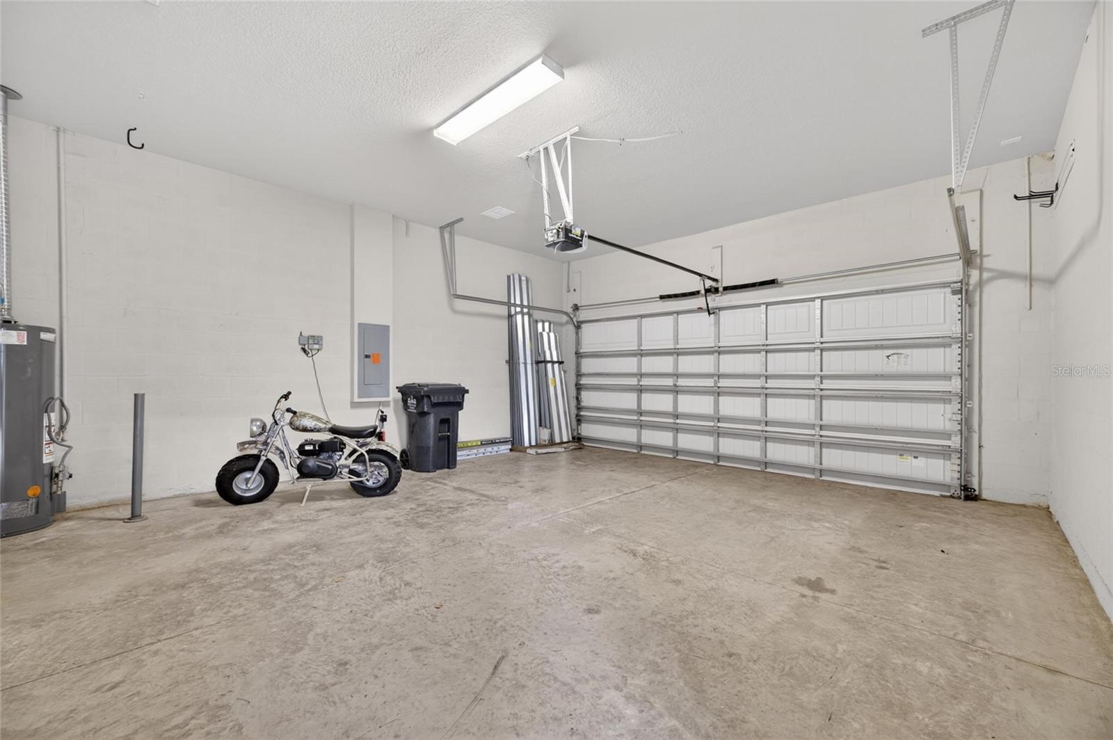 6411 Blue Sail Ln Property Photo 14