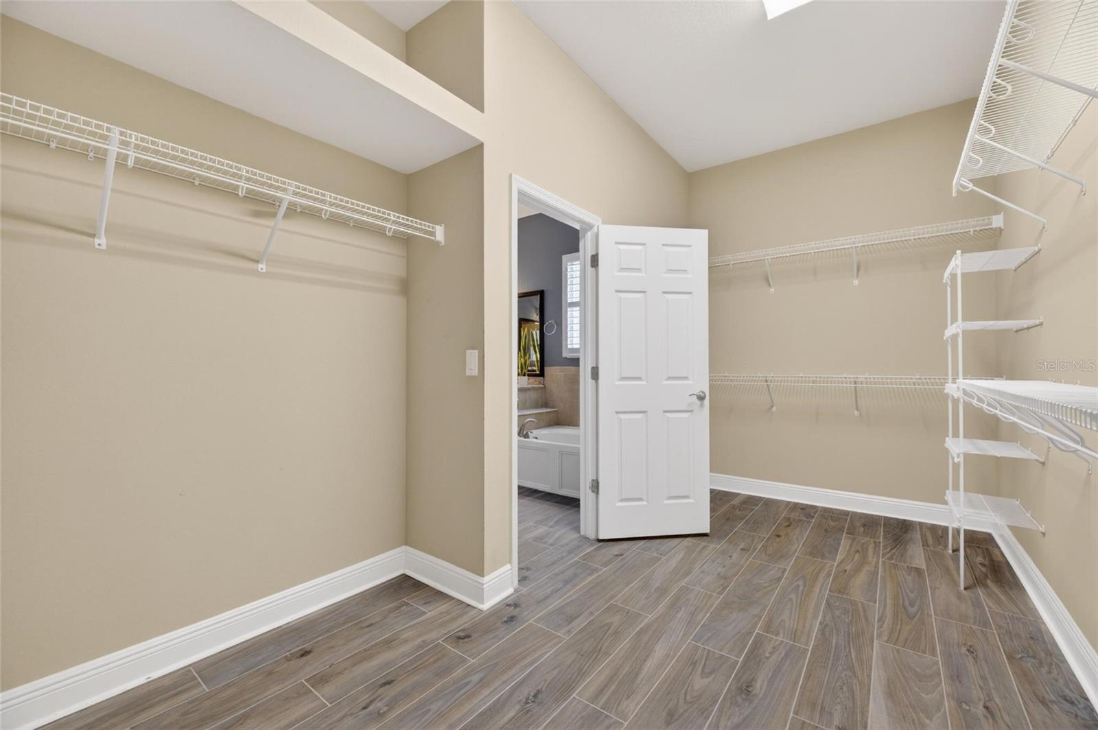 6411 Blue Sail Ln Property Photo 52