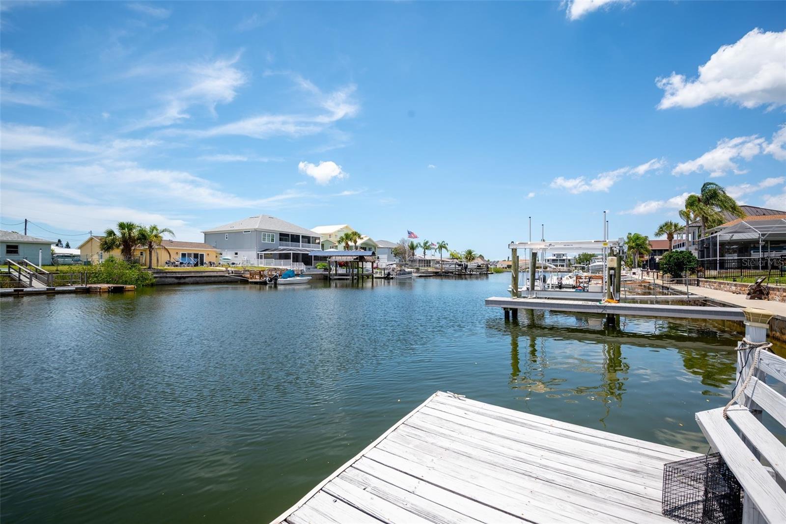 4263 Tahiti Dr Property Photo 4