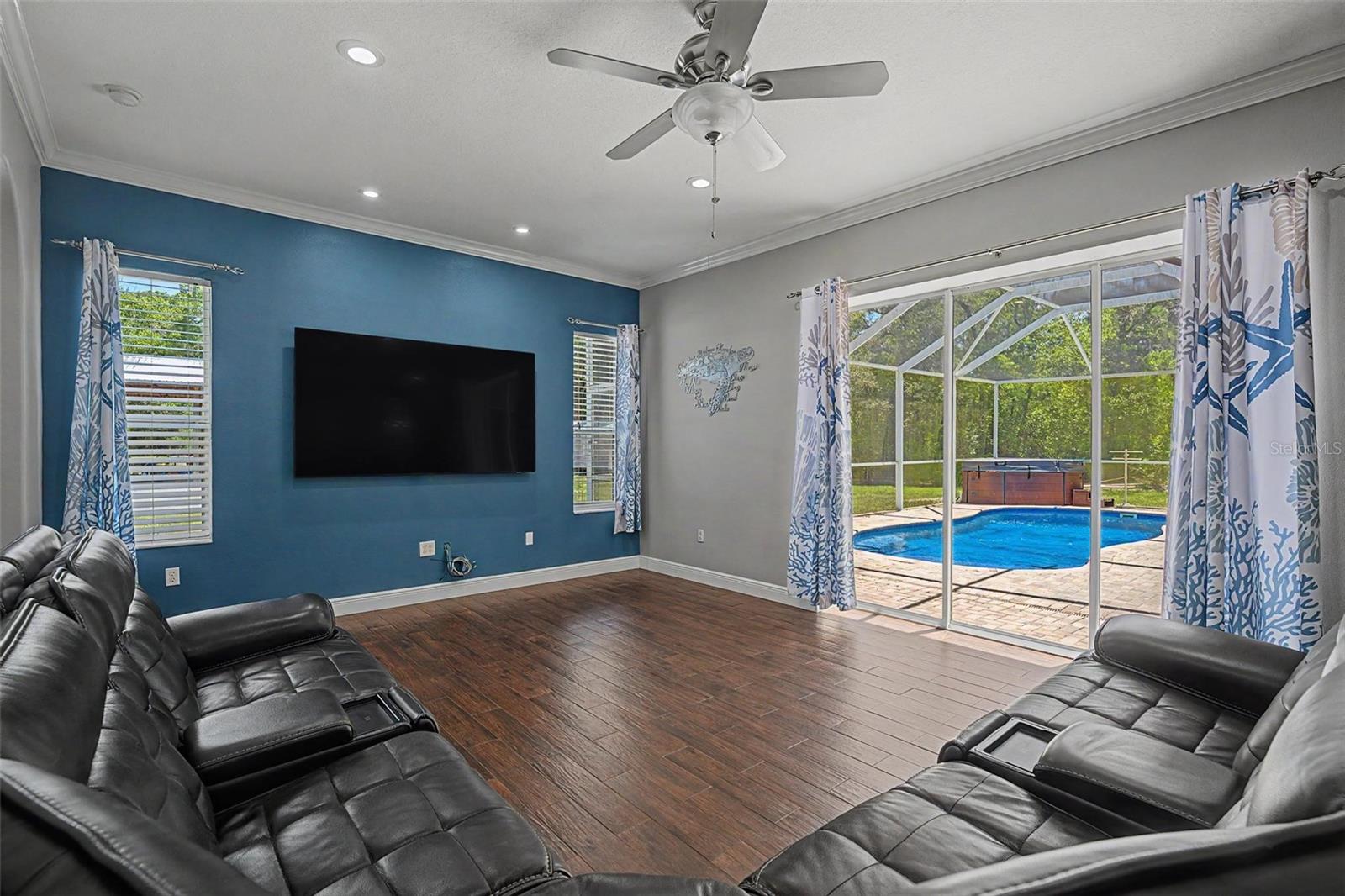 10933 Pinto Dr Property Photo 28