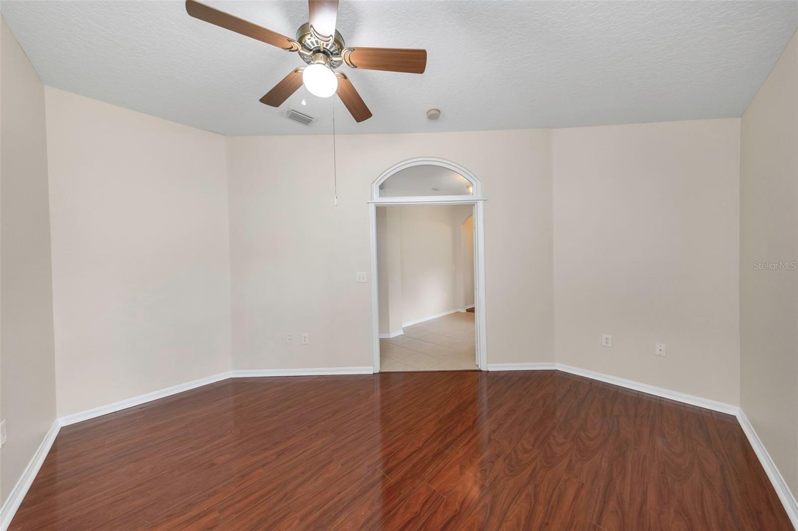 19238 Weymouth Dr Property Photo 20