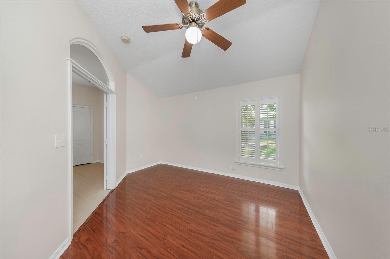 19238 Weymouth Dr Property Photo 21