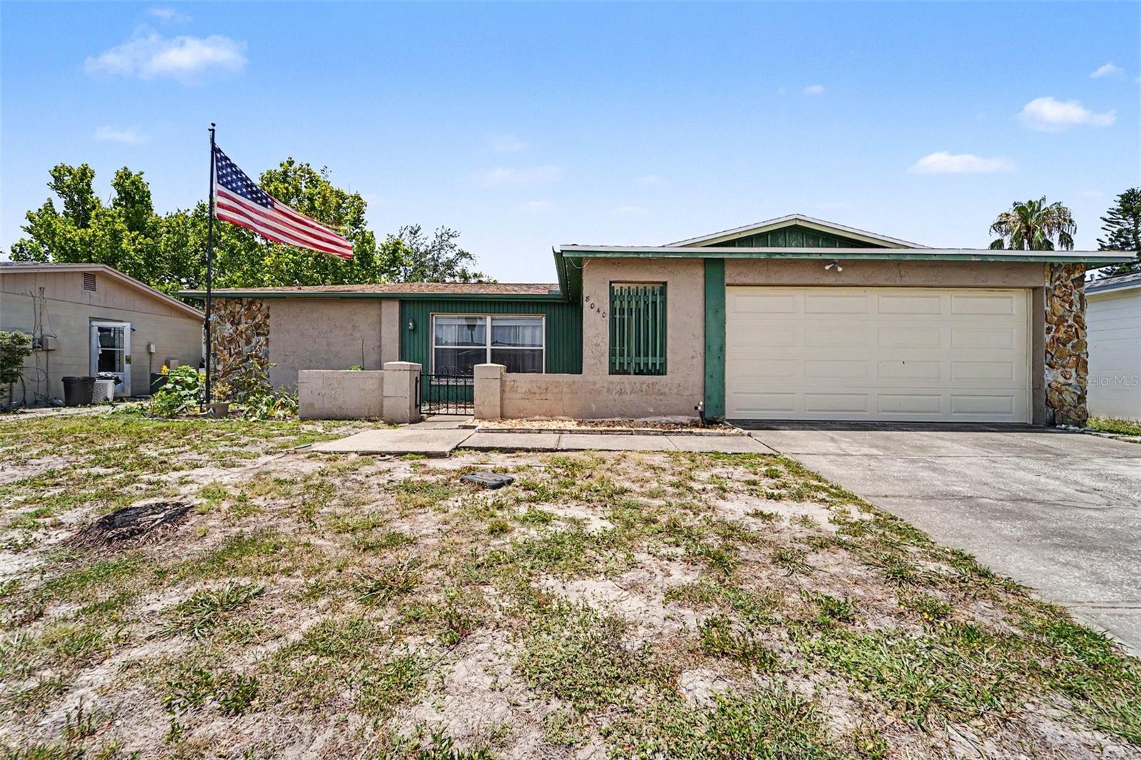 8040 Saybrook Dr Property Photo