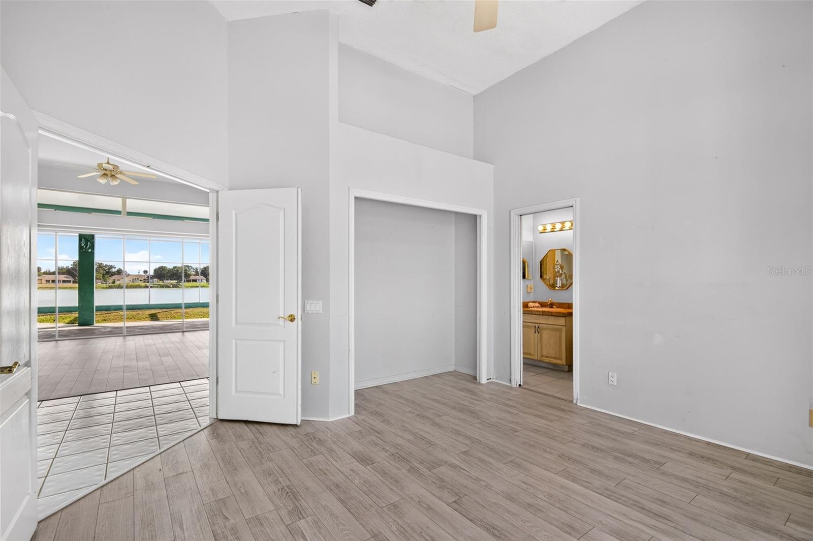 8911 Riverlachen Way Property Photo 49