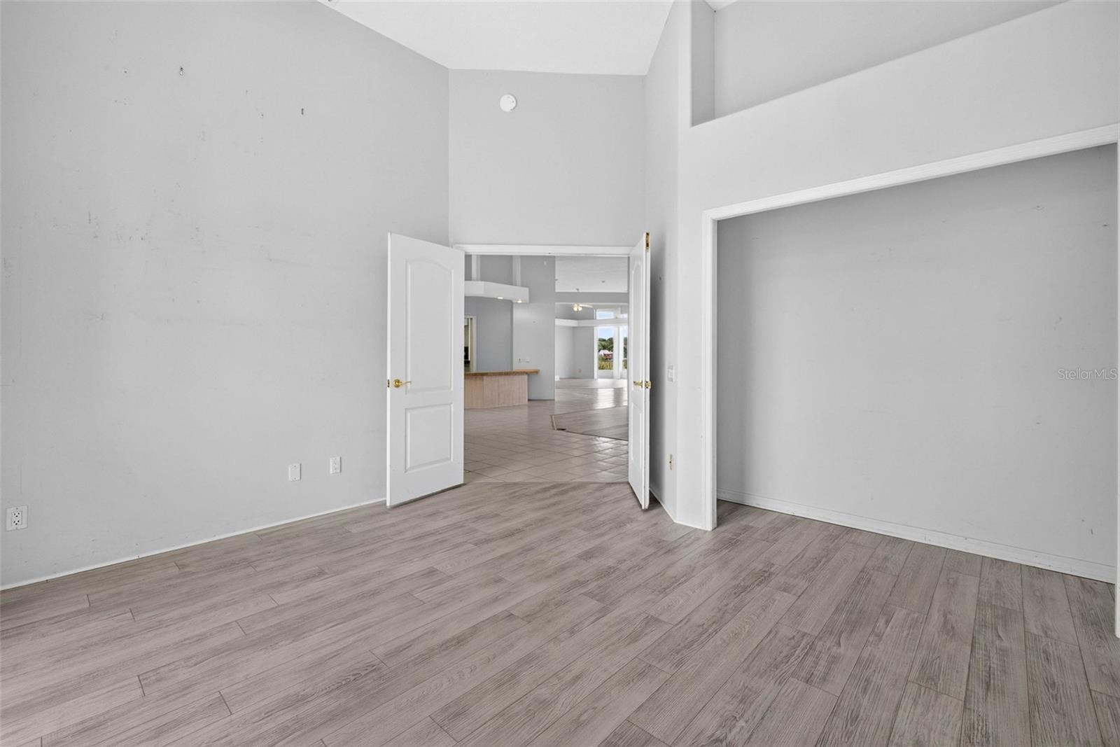 8911 Riverlachen Way Property Photo 70