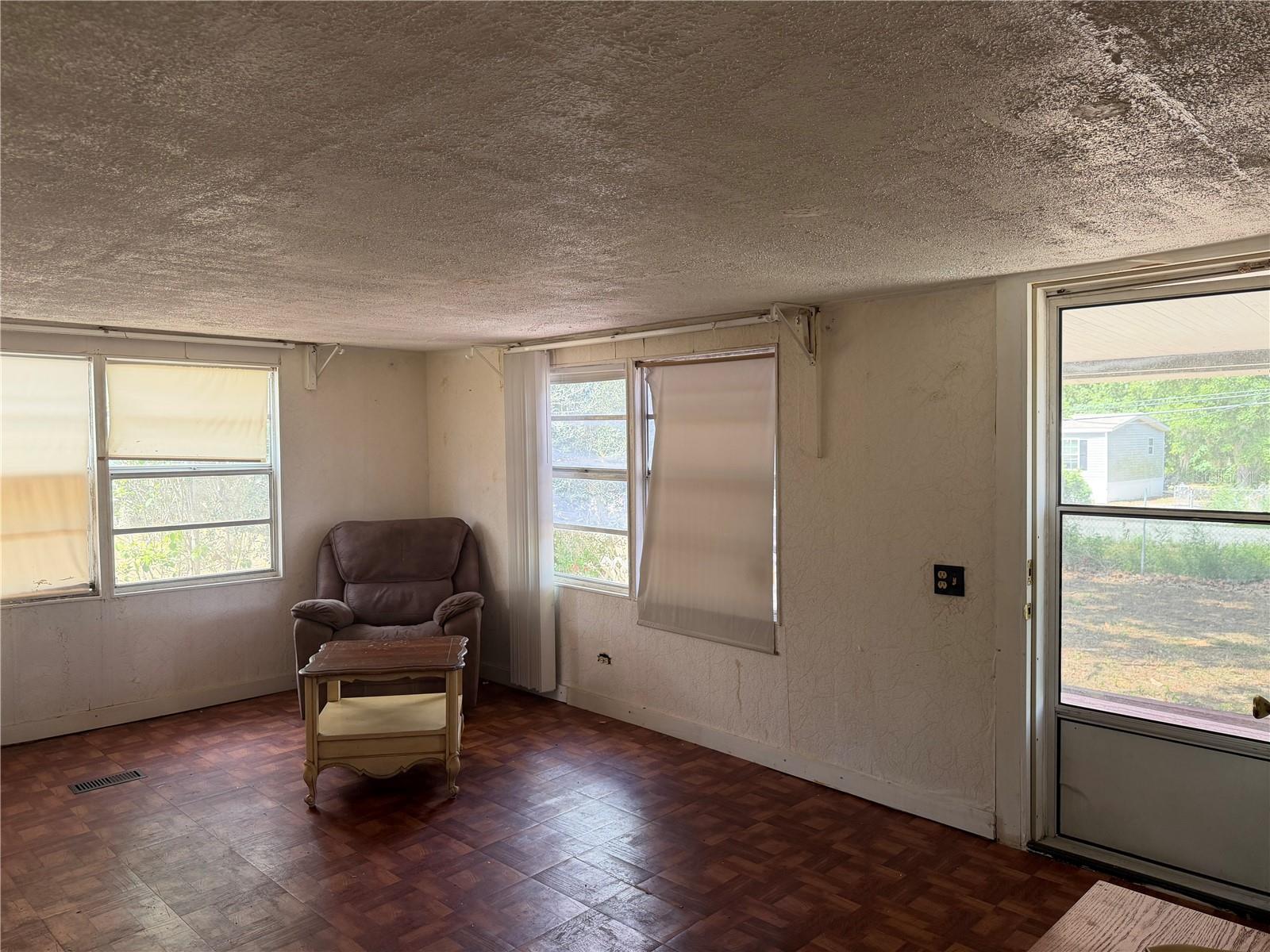 10006 Causey Pl Property Photo 27