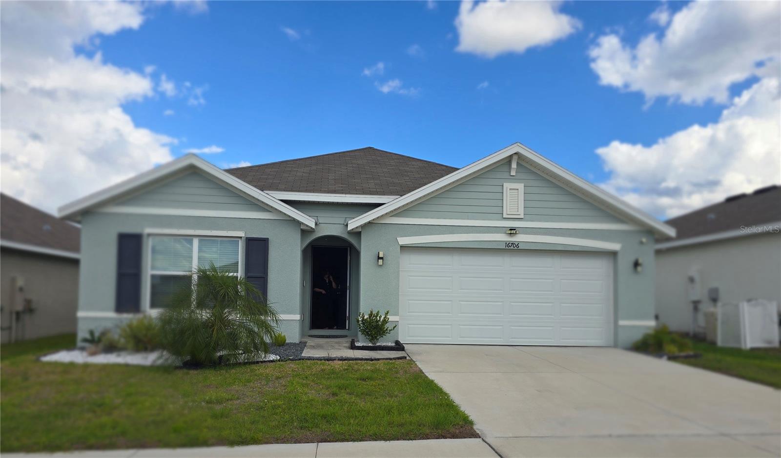 16706 SUNBURST LAKE ST Property Photo 1