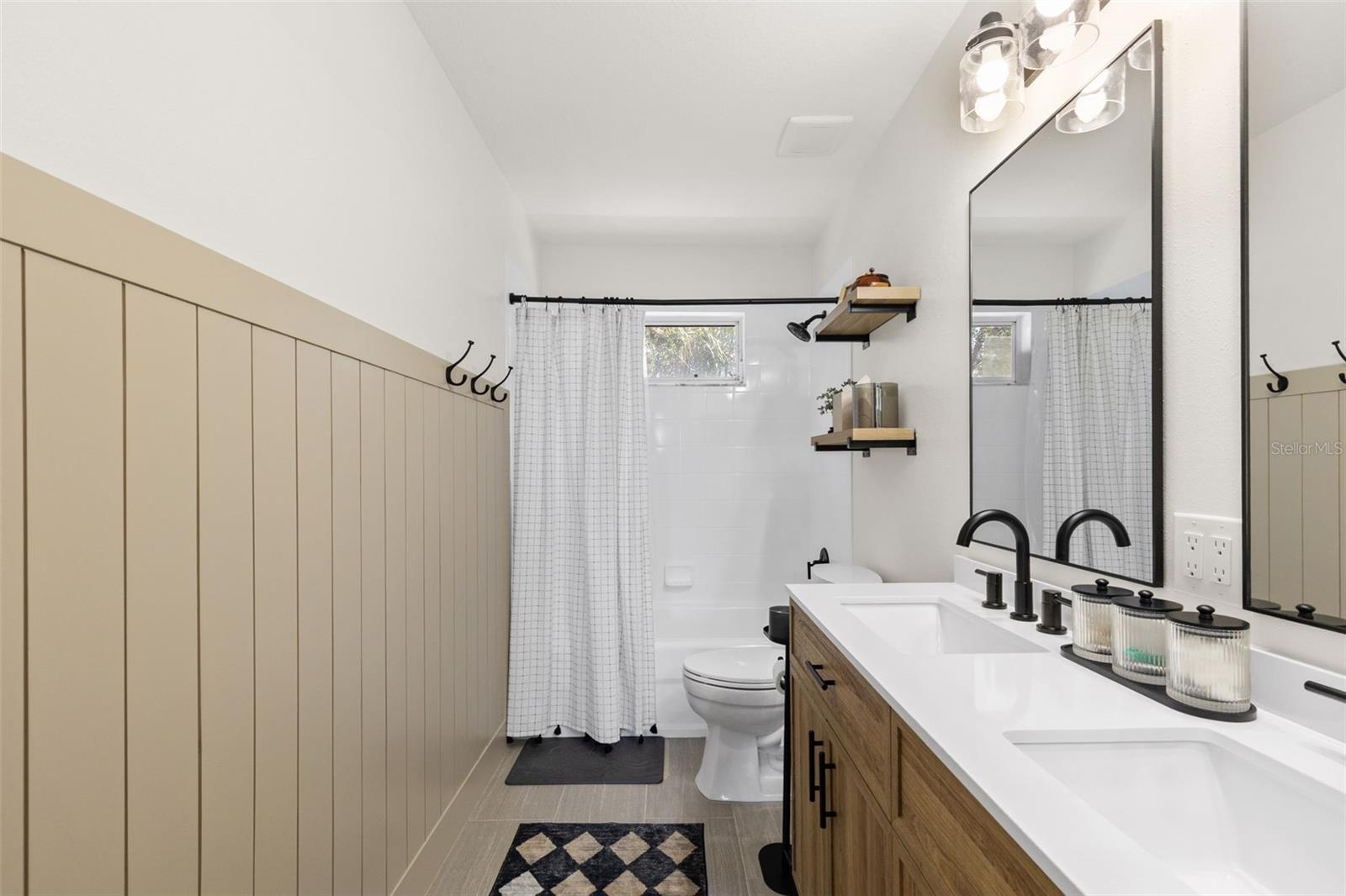 16127 Lytham Dr Property Photo 30