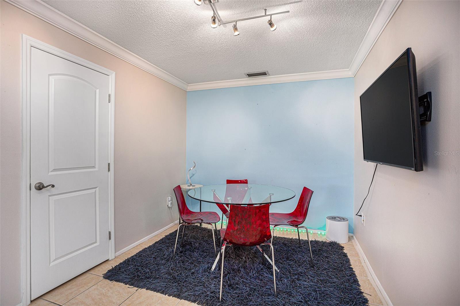 600 Summerhill Ct #a Property Photo 7