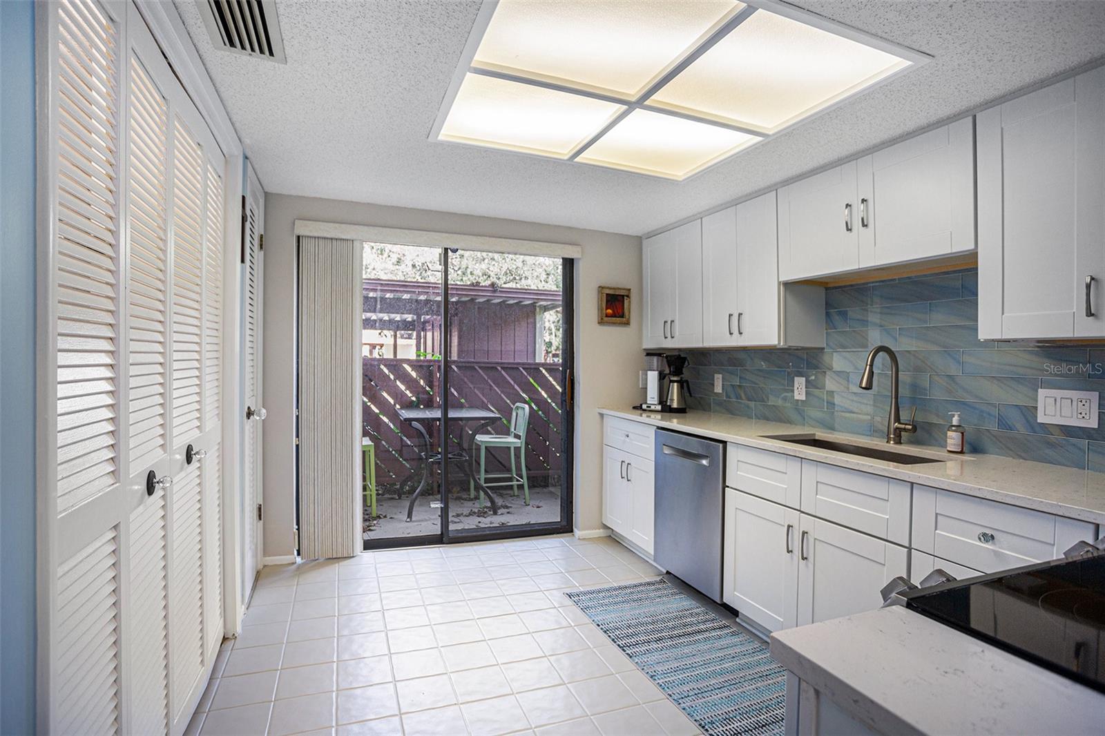 600 Summerhill Ct #a Property Photo 9