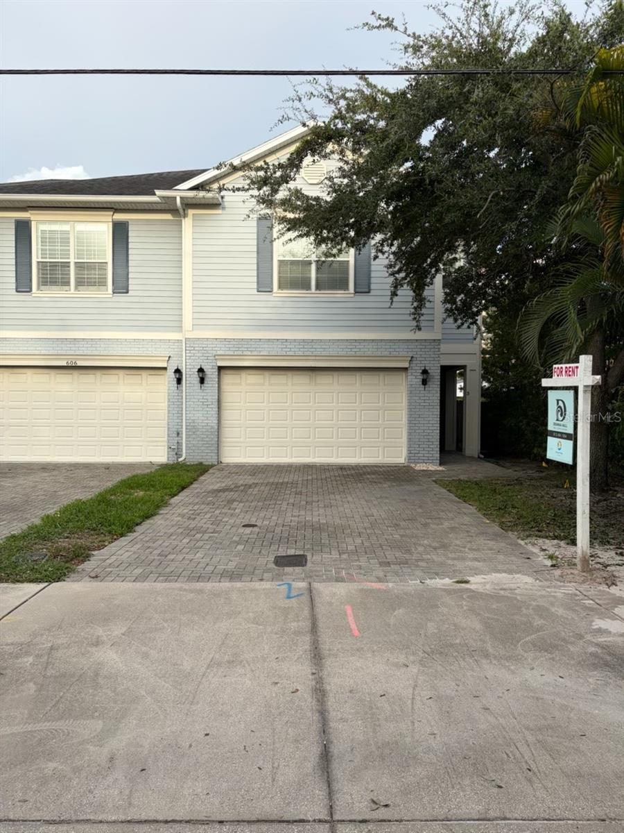 606 S LINCOLN AVE #3 Property Photo 1