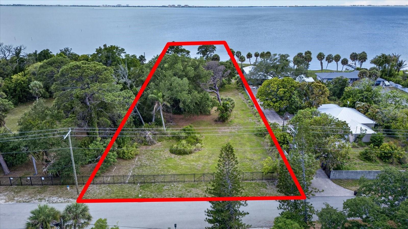 8258 Longbay Blvd Property Photo 1