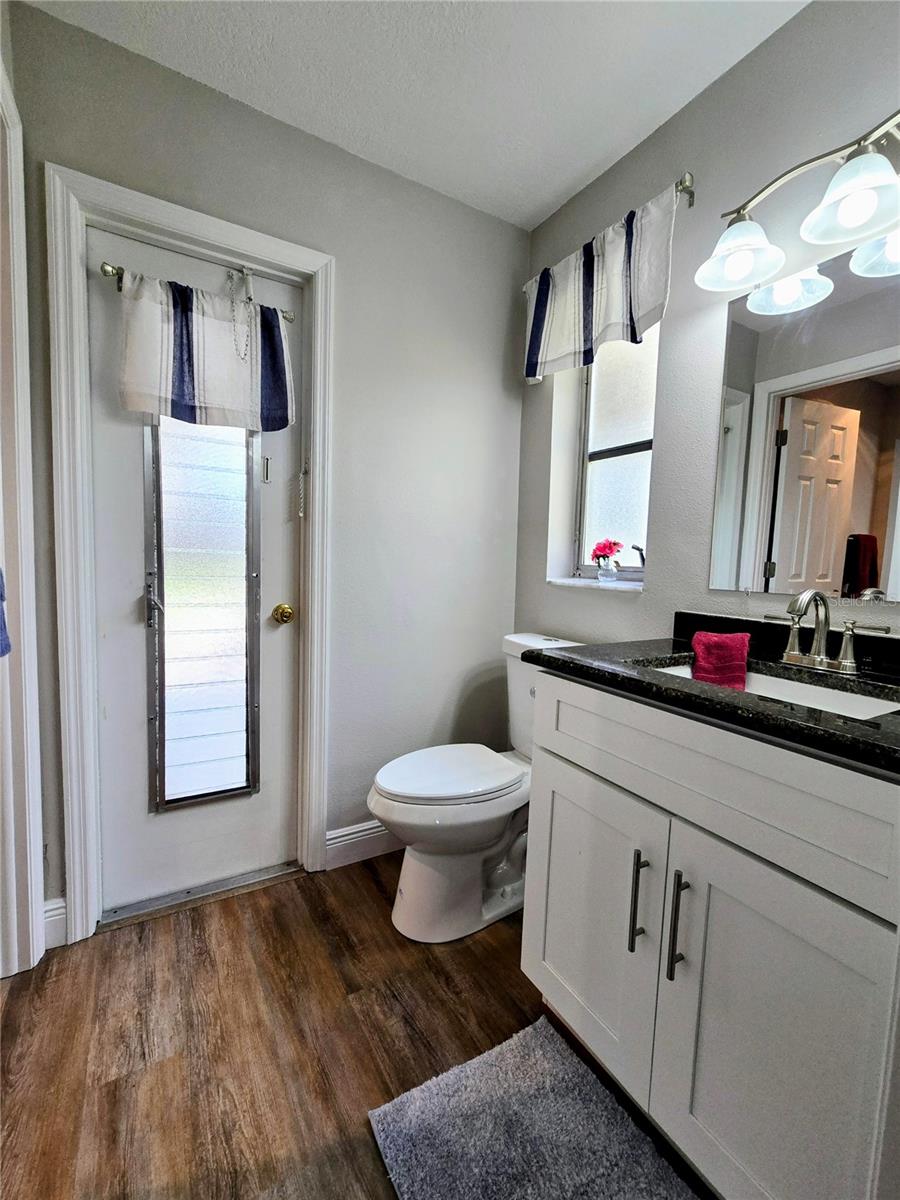 6070 Ashland Dr Property Photo 21