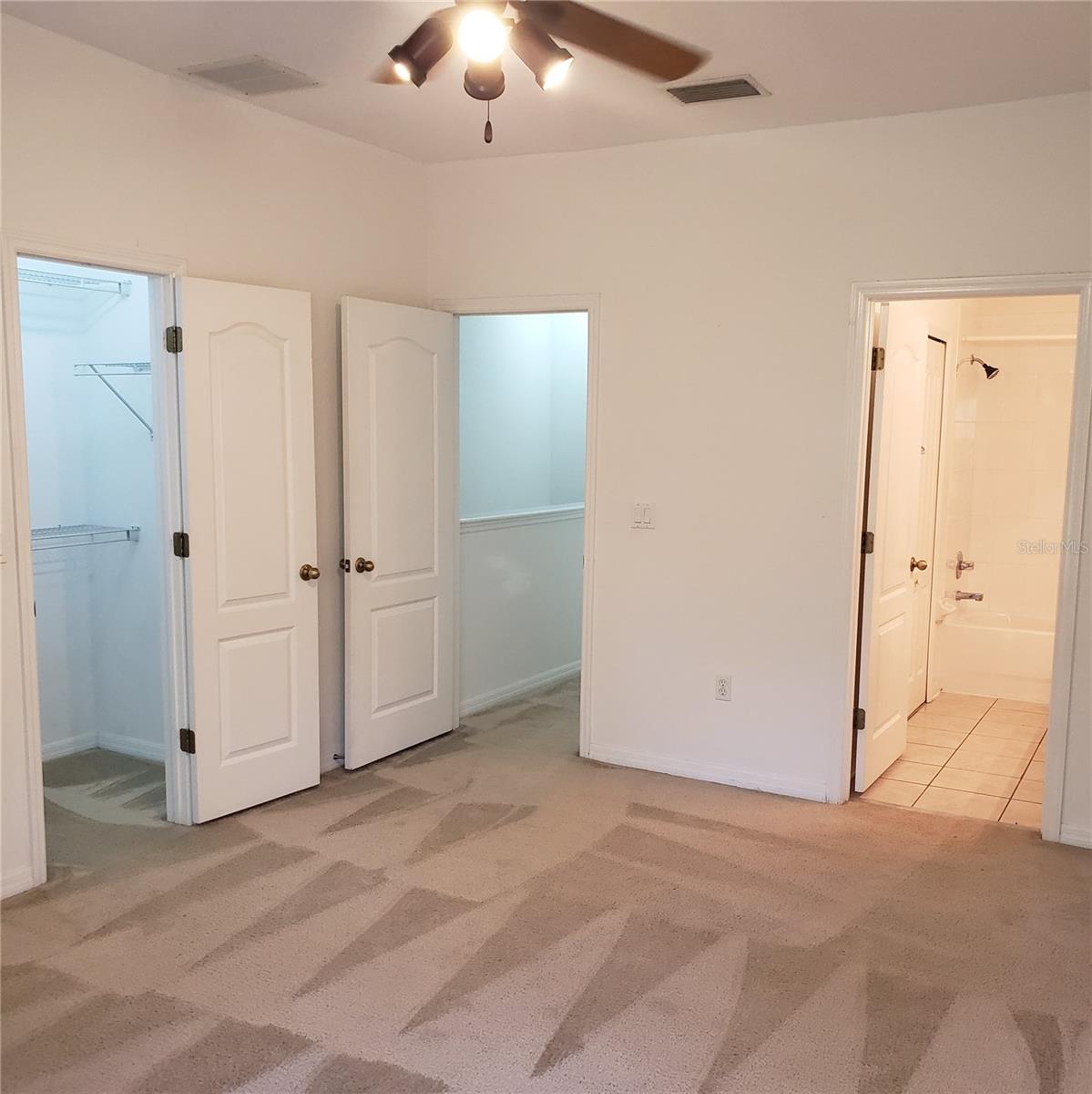15643 Stable Run Dr Property Photo 11
