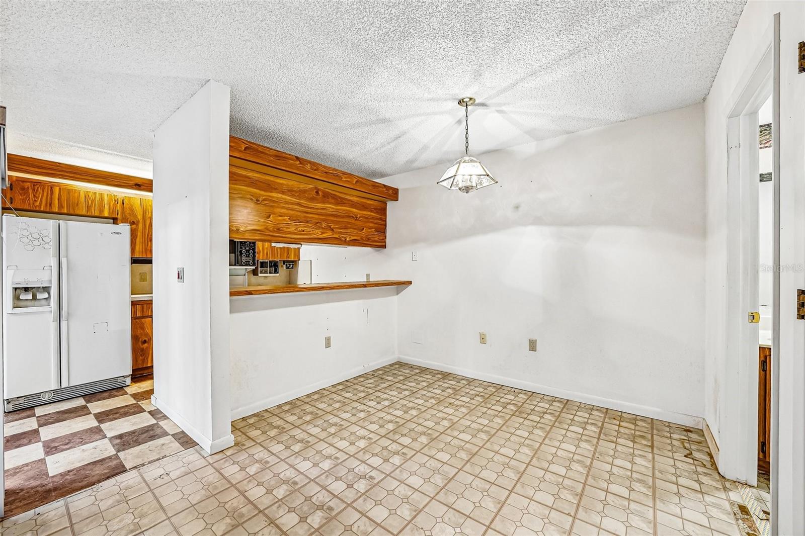 2707 12th Ct Property Photo 6