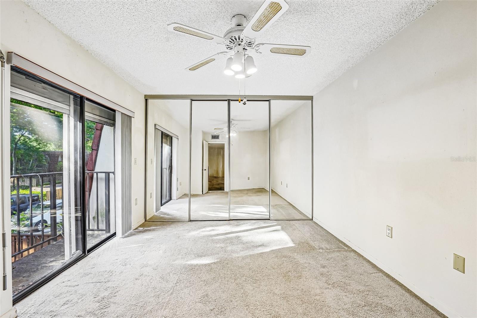 2707 12th Ct Property Photo 10