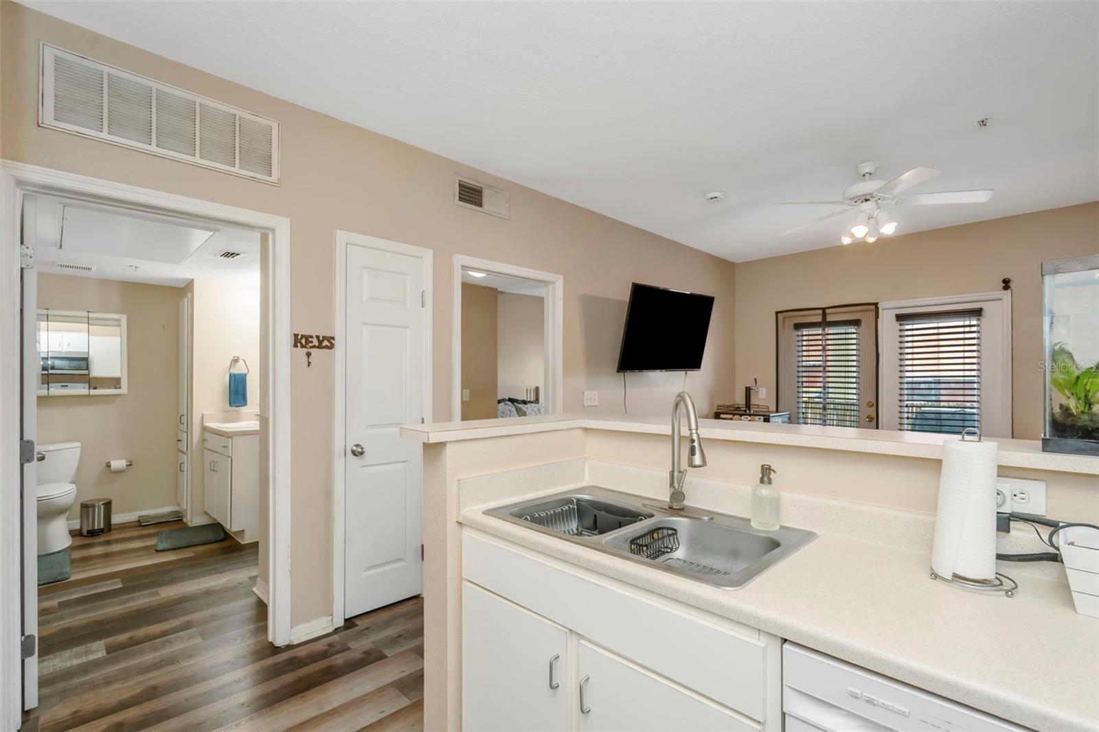 1810 E Palm Ave #5217 Property Photo 8