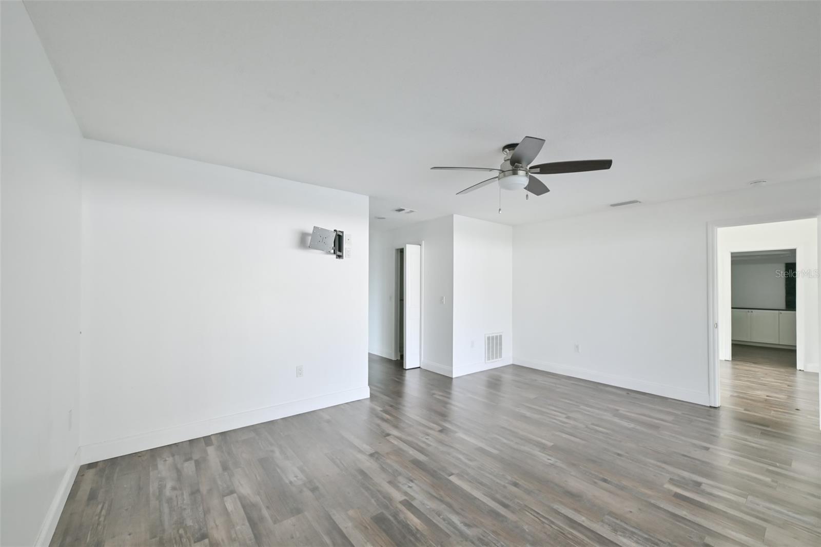 2701 Herndon St Property Photo 22