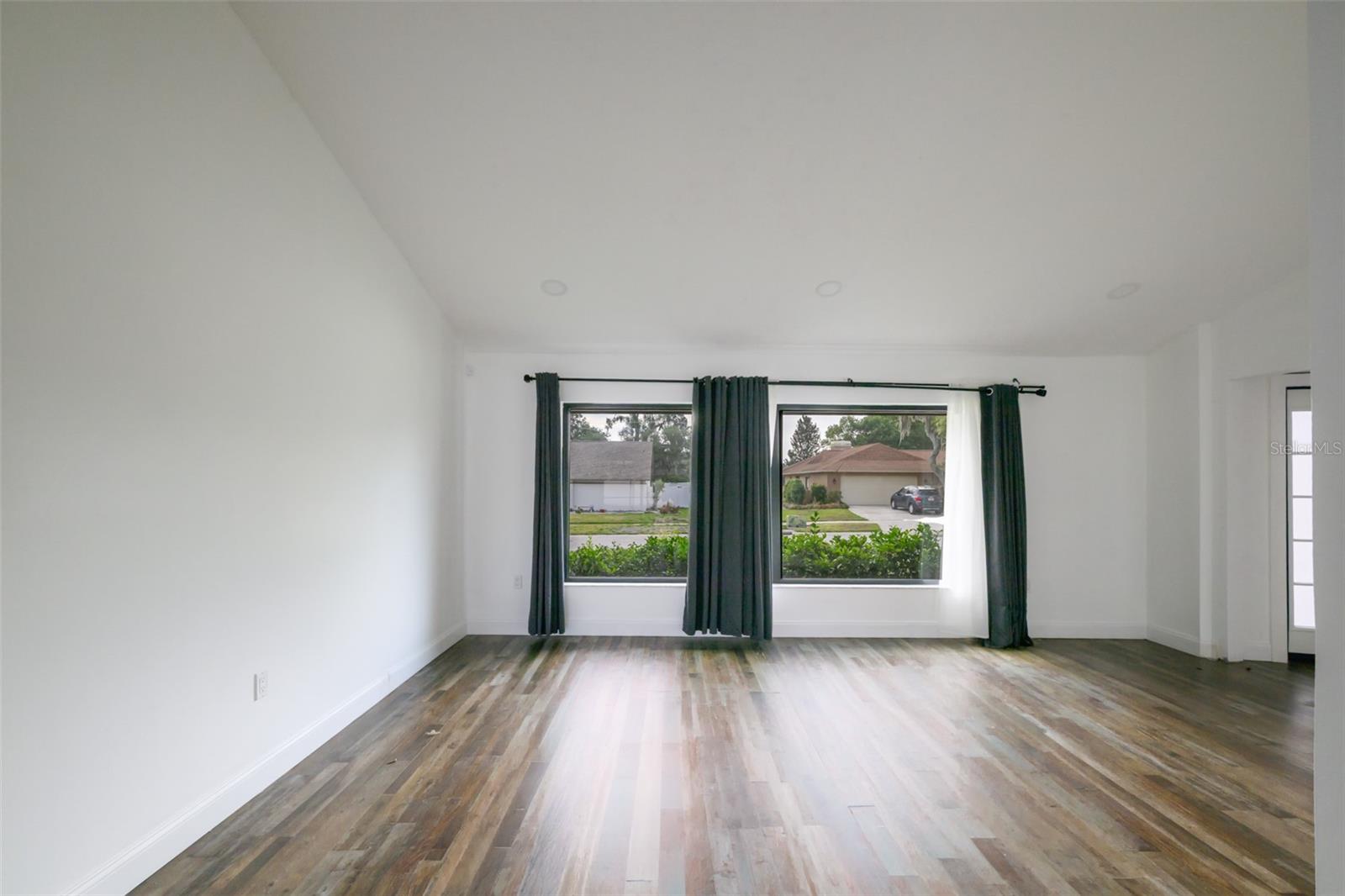 2701 Herndon St Property Photo 34