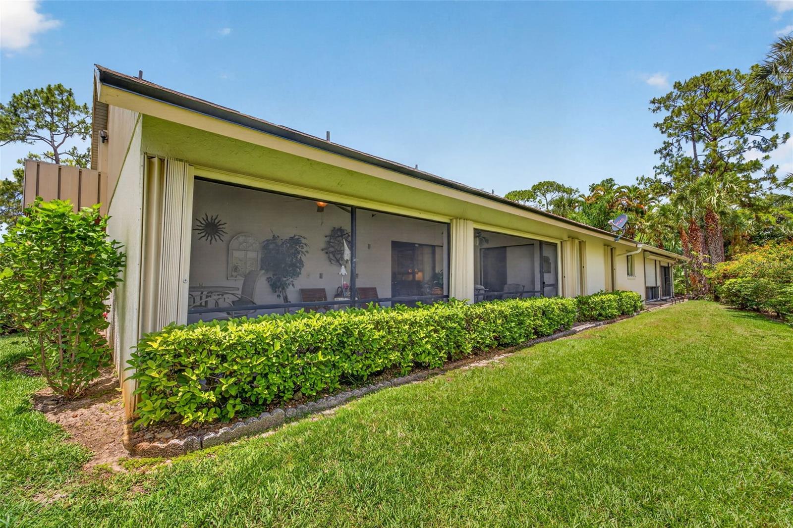 6072 Huntington Woods Dr #17 Property Photo 23