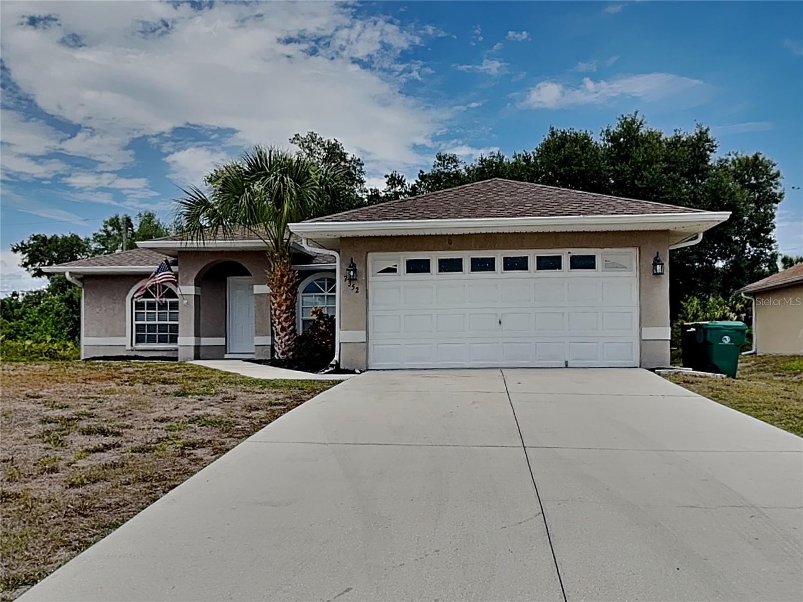 TB8511467 Property Photo 1