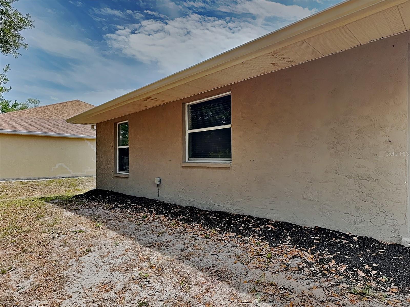 TB8511467 Property Photo 17