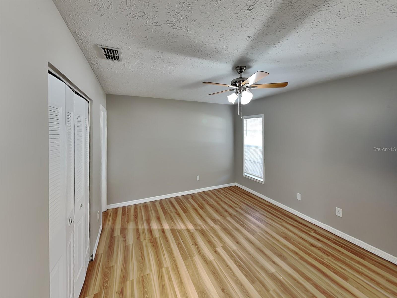 TB8511475 Property Photo 9