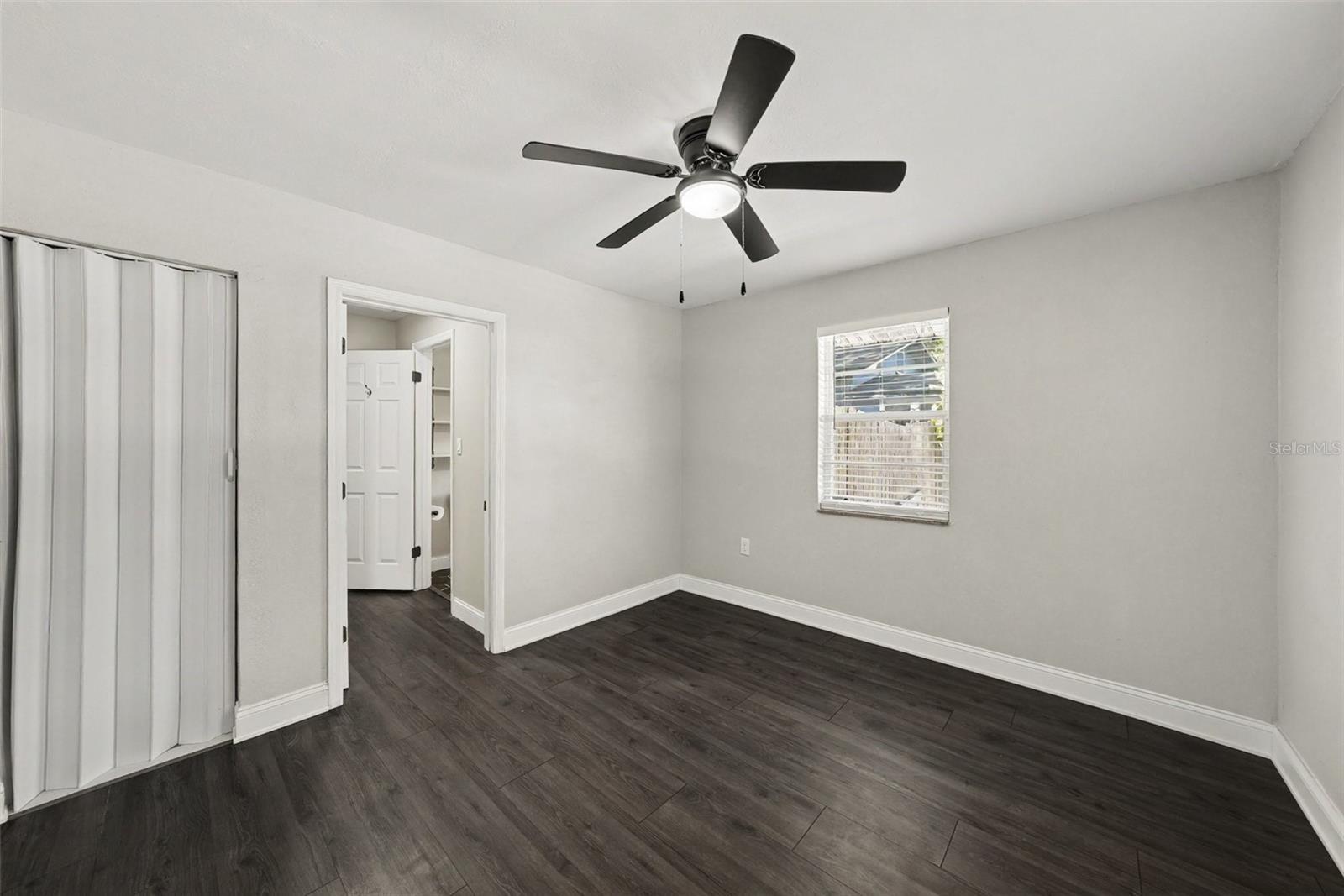 1204 E Cayuga St Property Photo 11