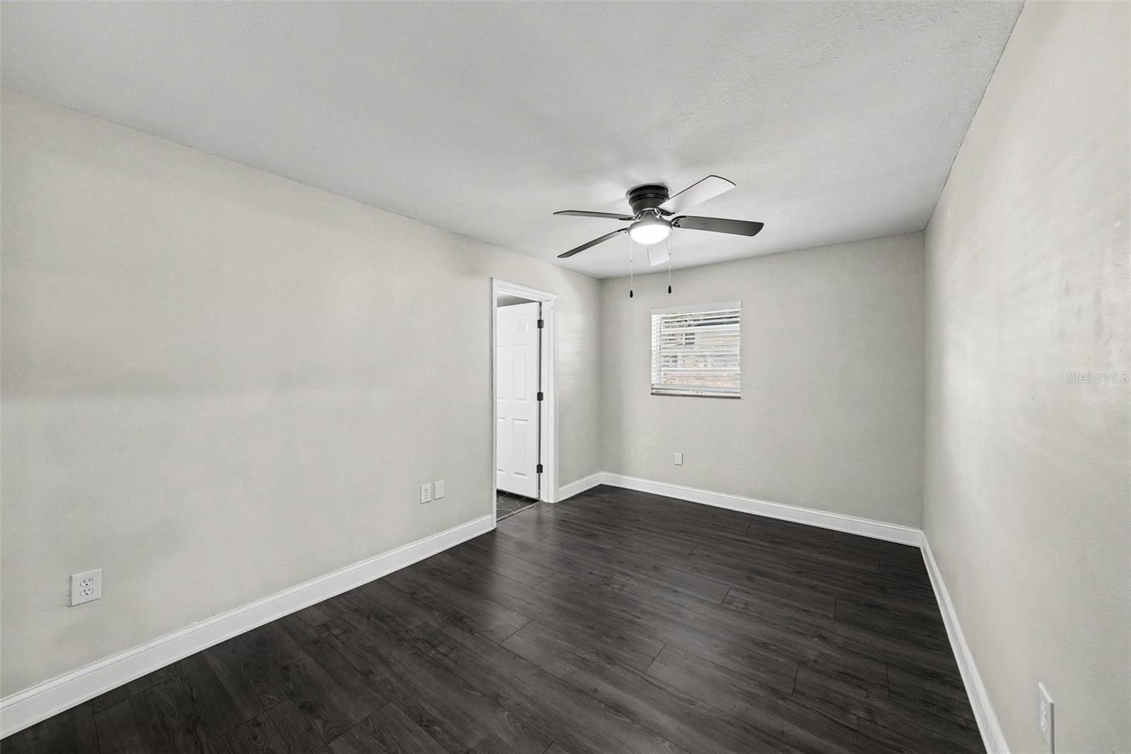 1204 E Cayuga St Property Photo 14