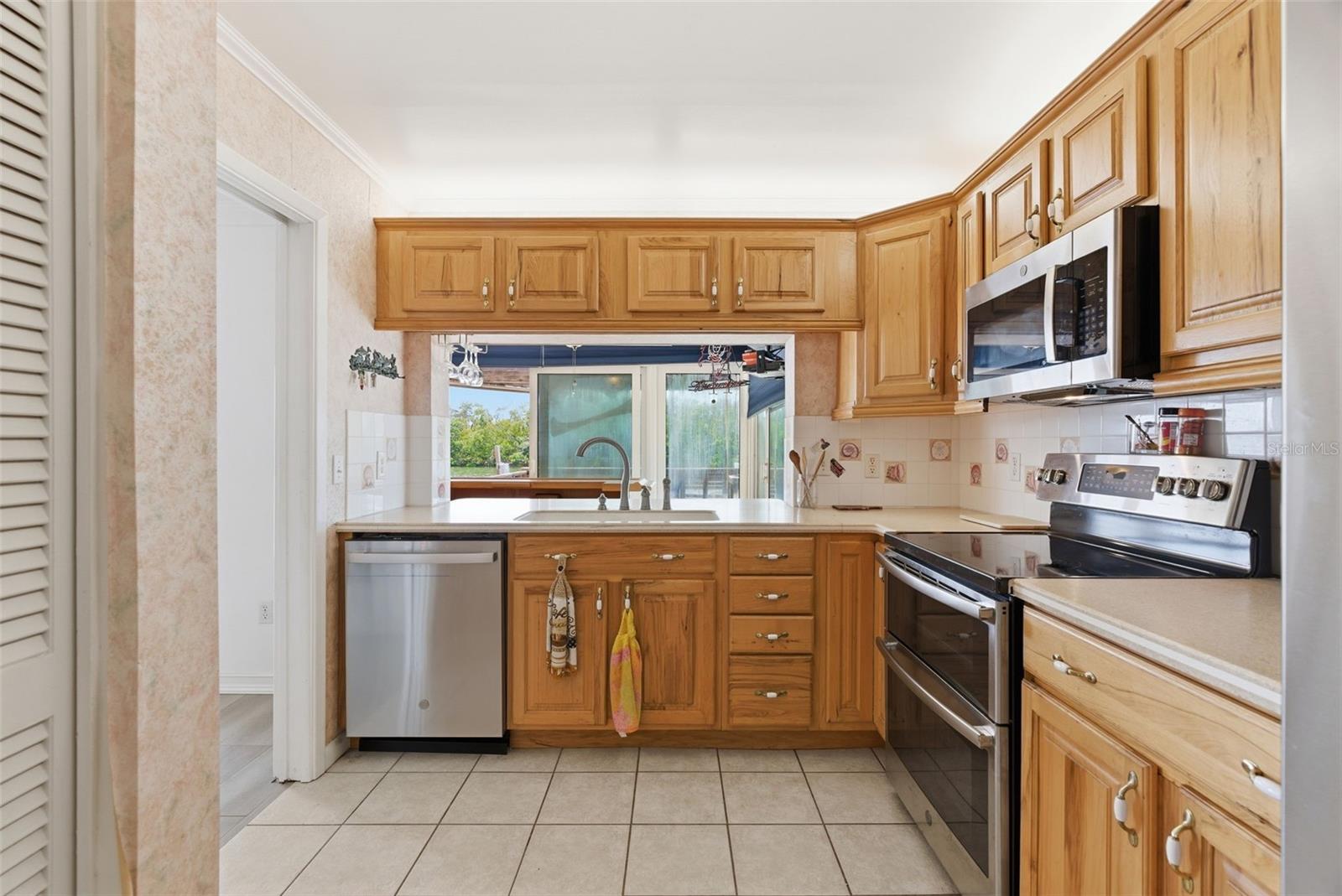 1421 Sea Gull Dr S Property Photo 42
