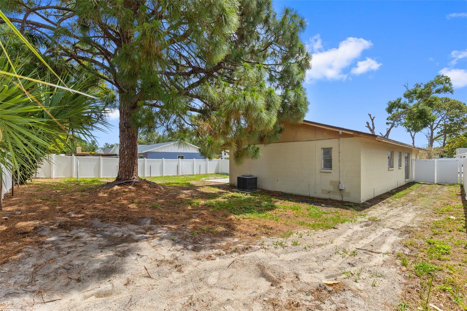 7516 Armand Cir Property Photo 48