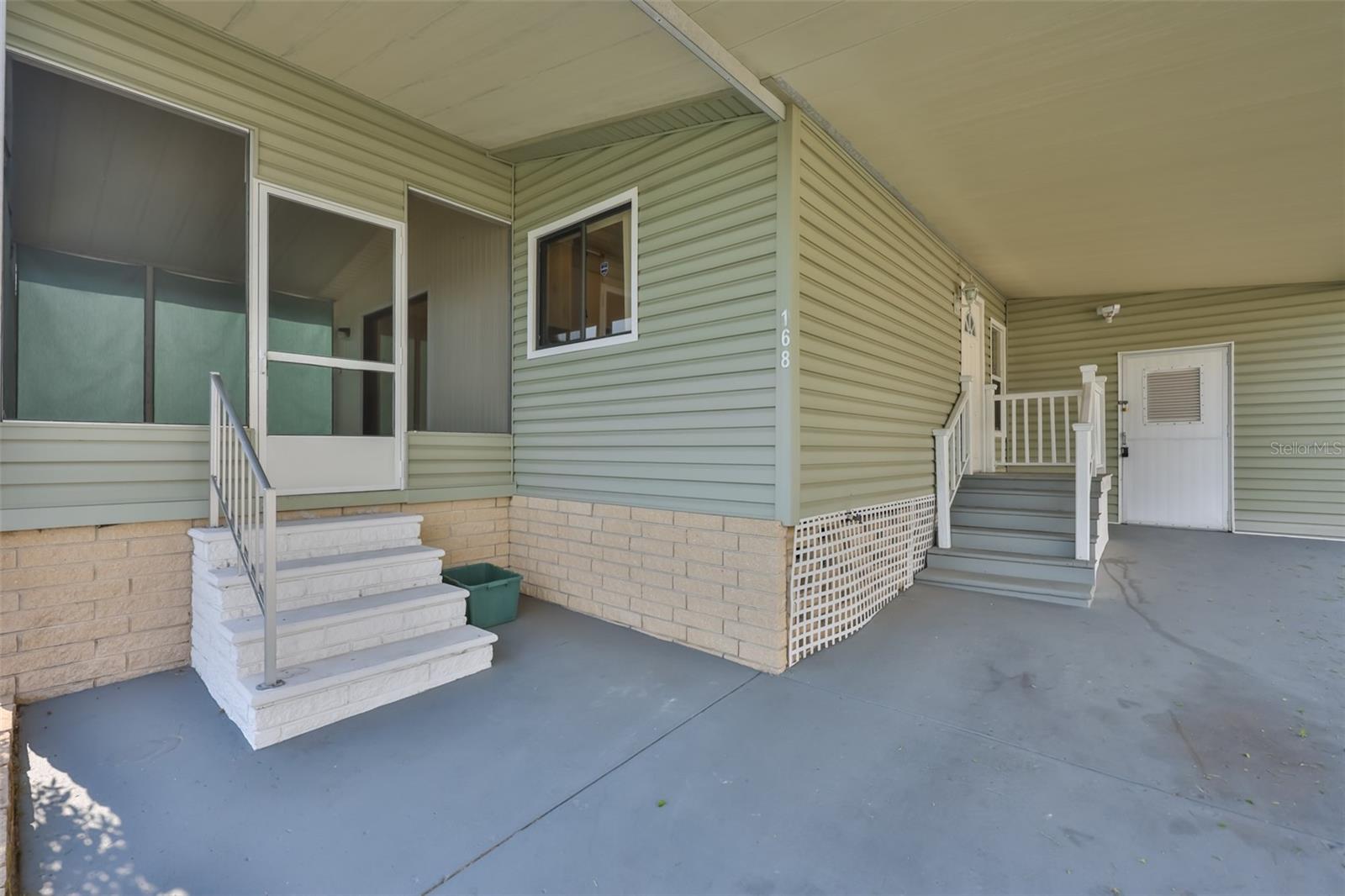 168 Beechwood Dr #67 Property Photo 3