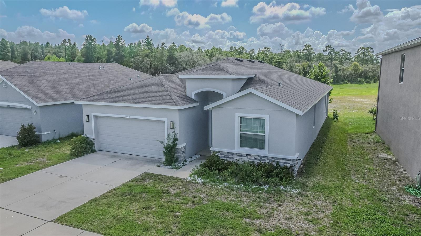 11370 Timber Grove Ln Property Photo 6