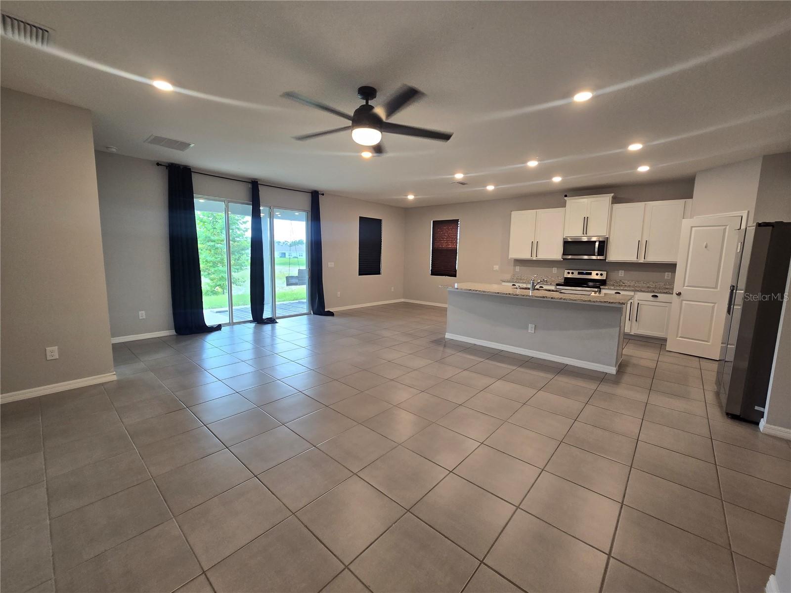 11370 Timber Grove Ln Property Photo 8