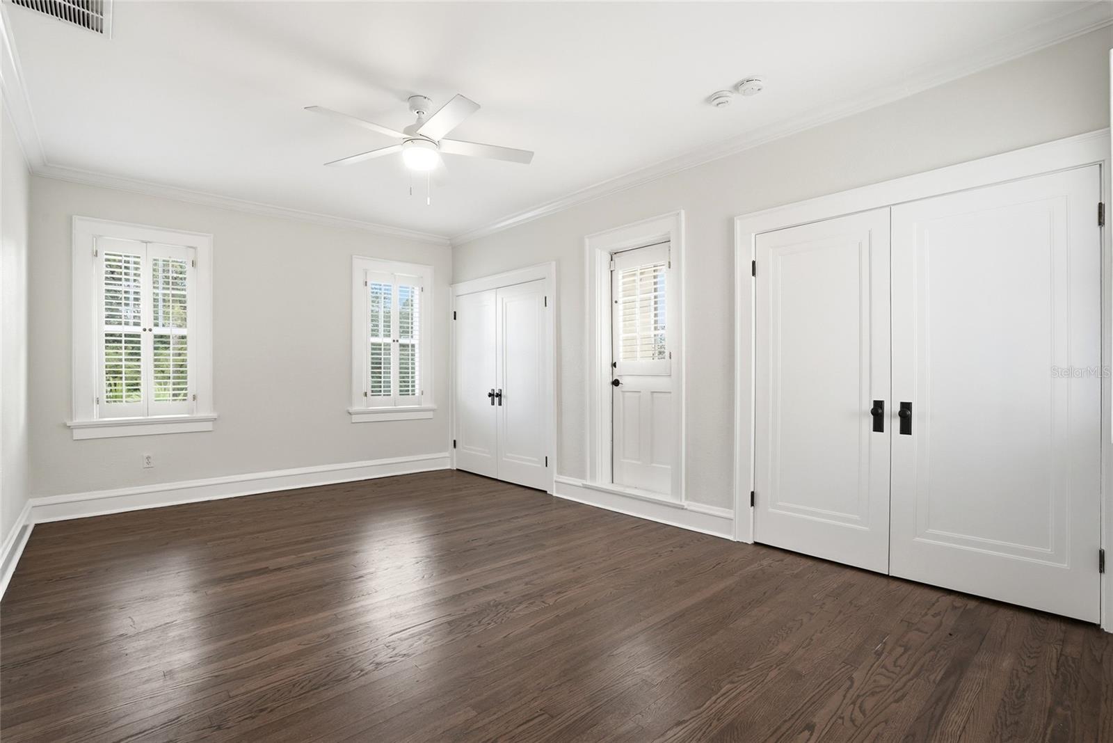 190 Bosphorous Ave Property Photo 35
