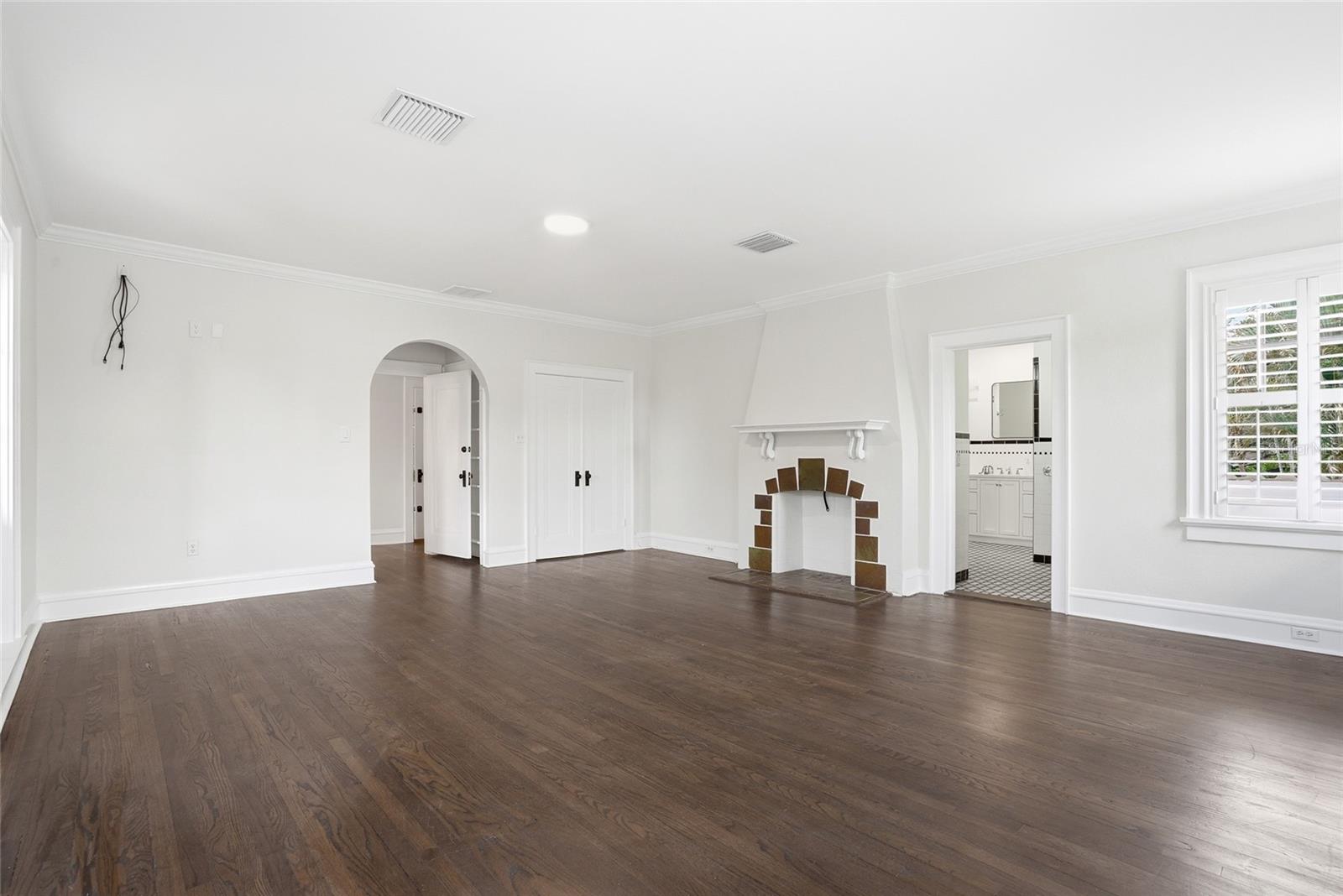 190 Bosphorous Ave Property Photo 46