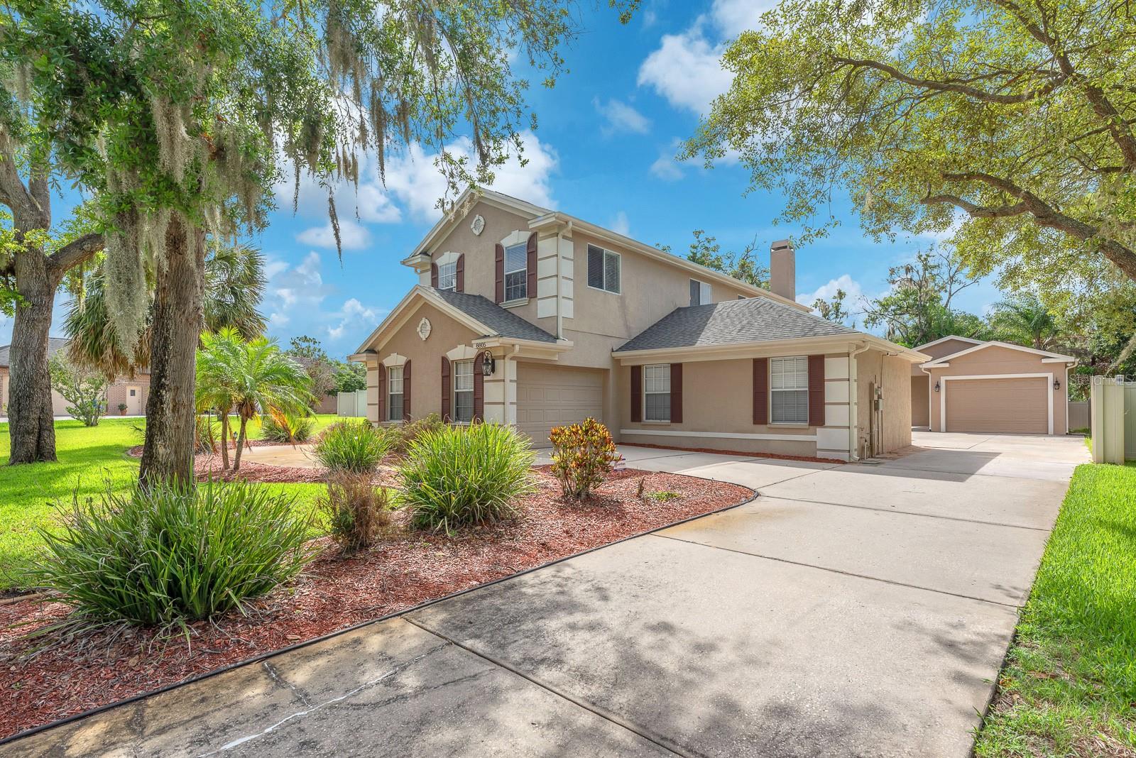 8805 Cross Landing Ln Property Photo 4