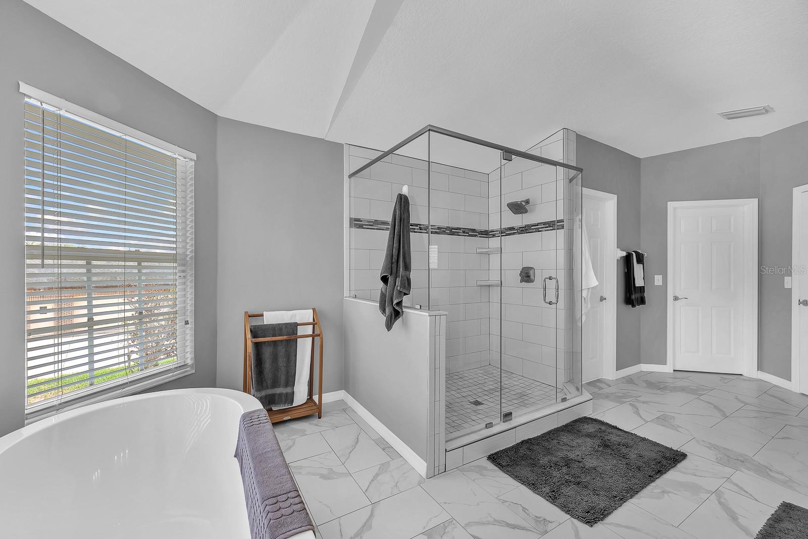 8805 Cross Landing Ln Property Photo 35