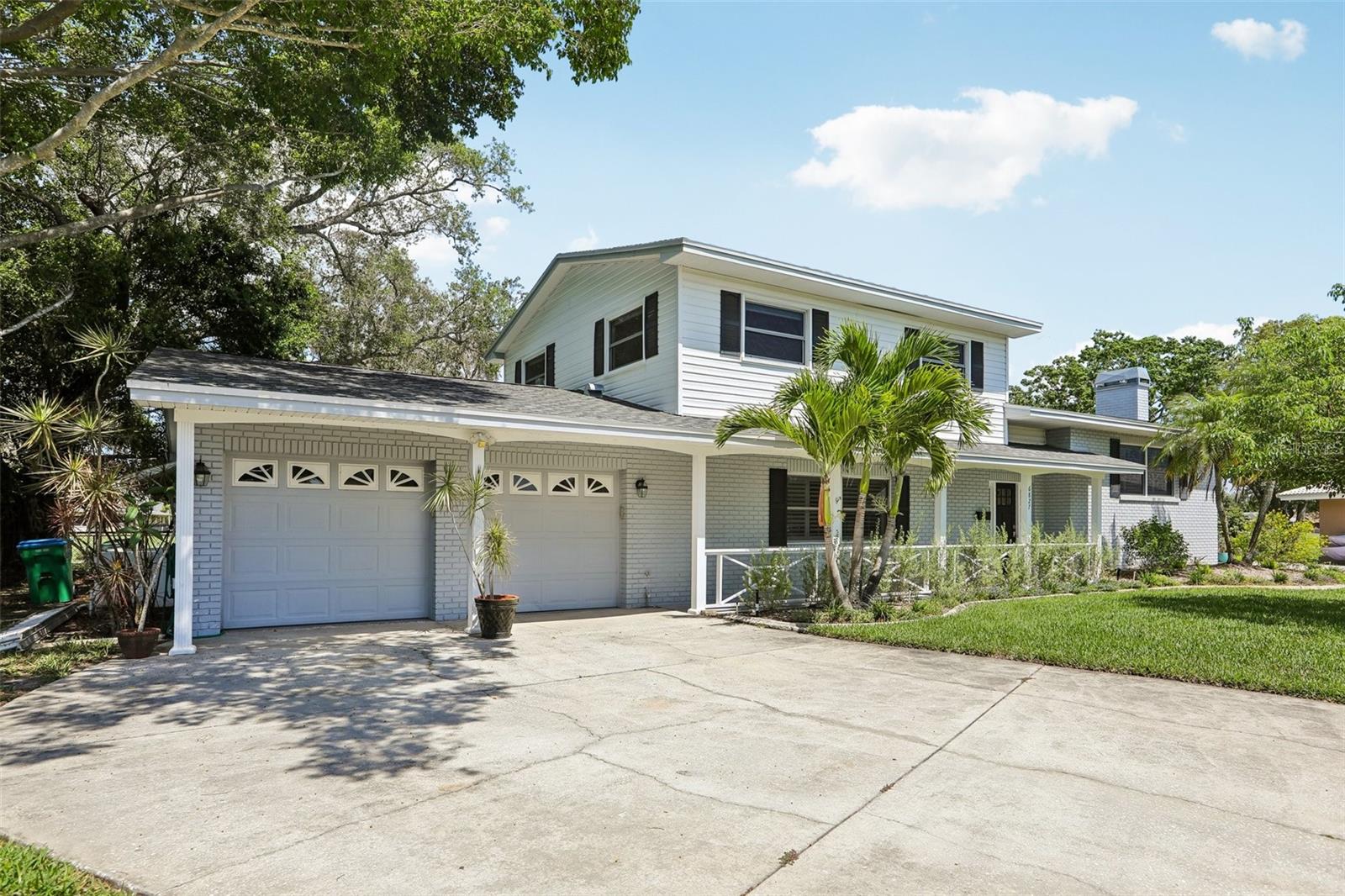 6827 Tequesta Dr Property Photo 2