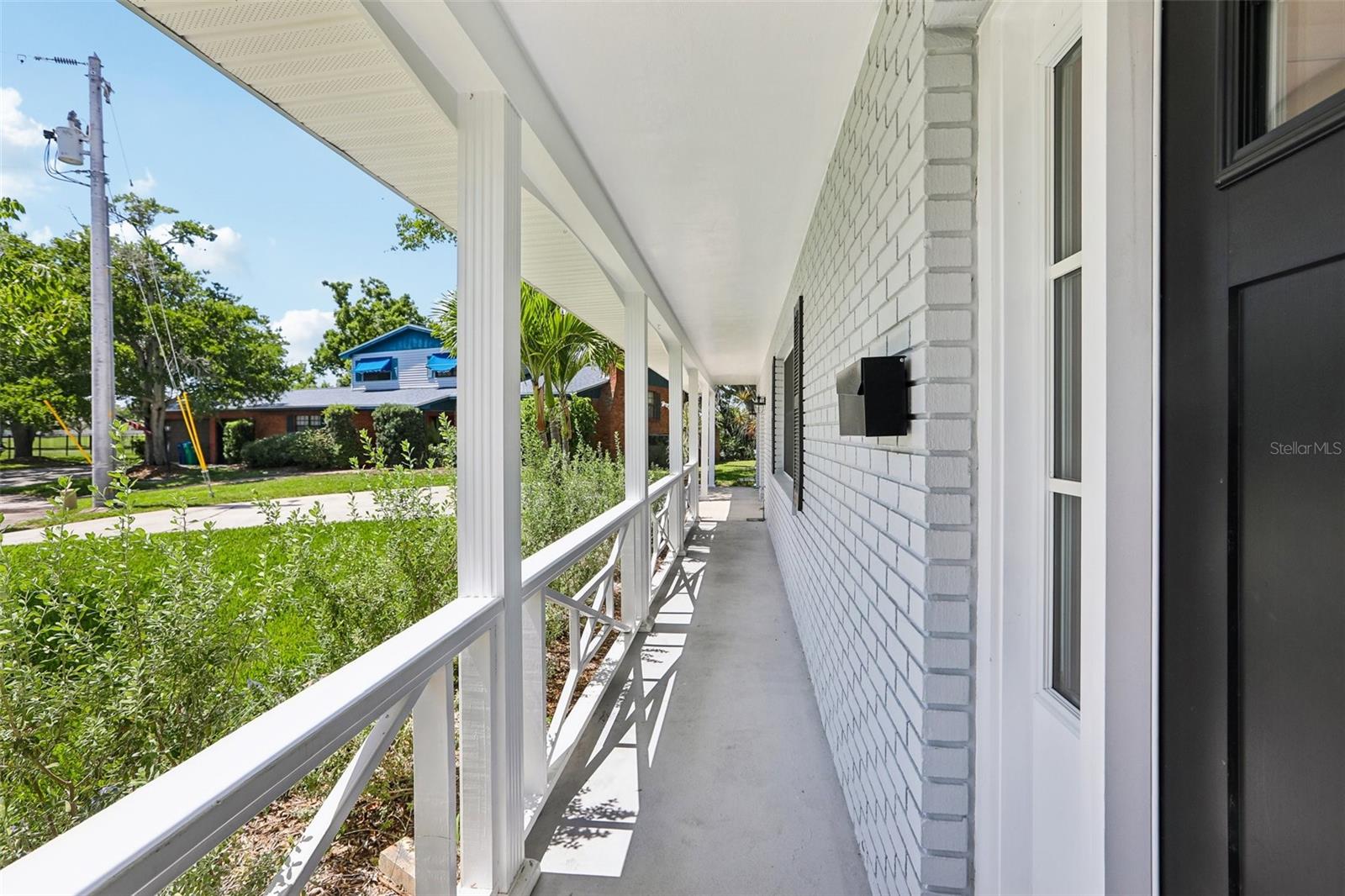 6827 Tequesta Dr Property Photo 5