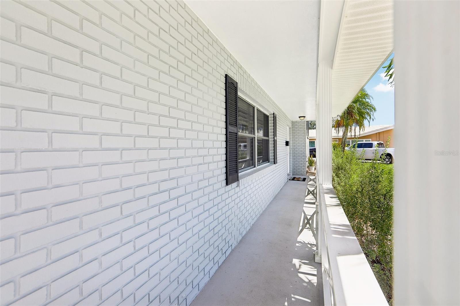 6827 Tequesta Dr Property Photo 6