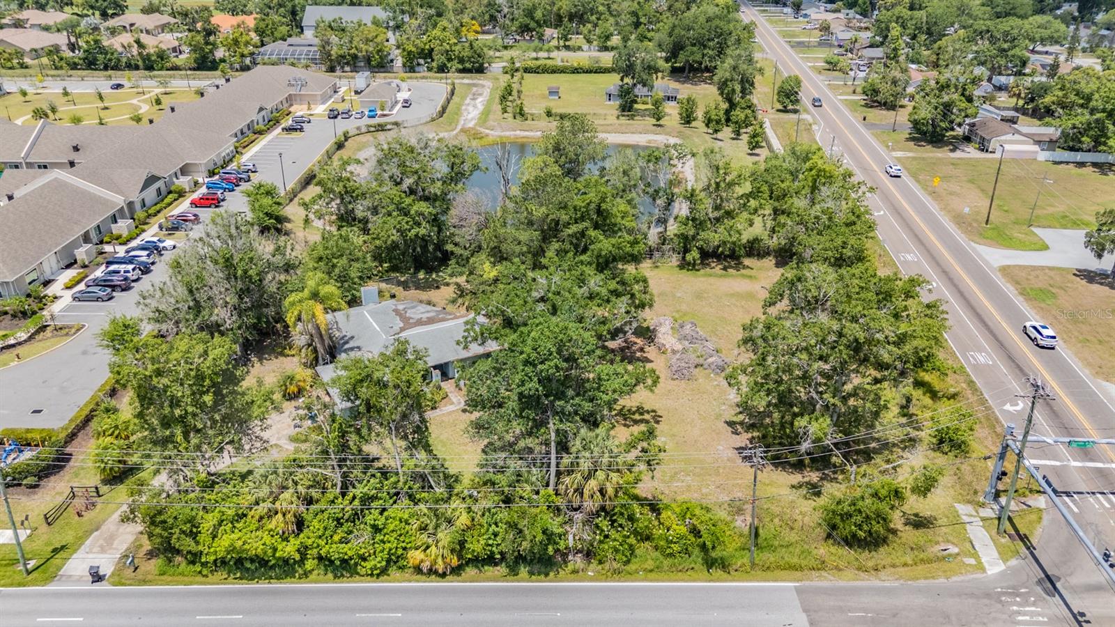 18950 Sunlake Blvd Property Photo 16