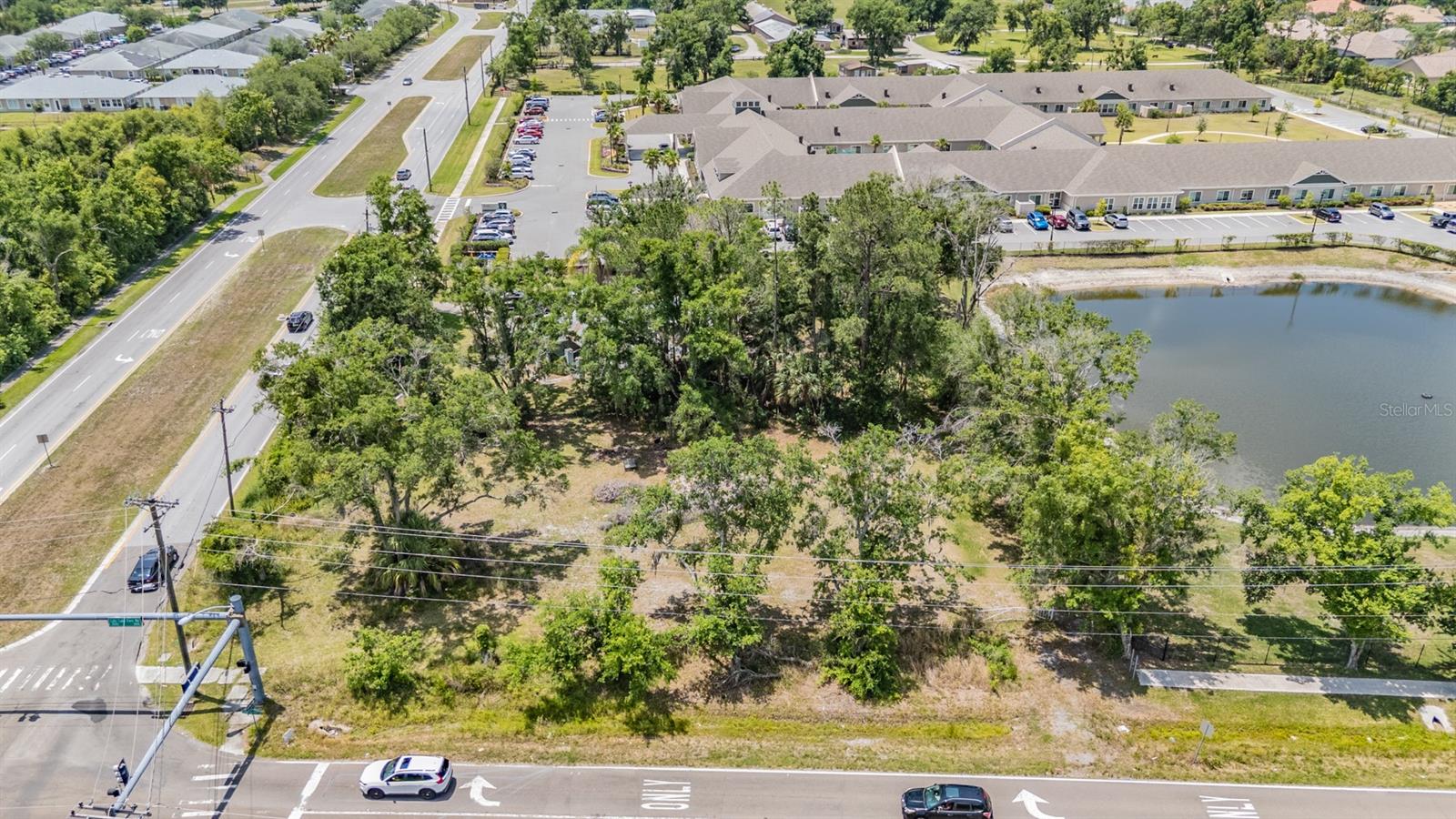 18950 Sunlake Blvd Property Photo 18