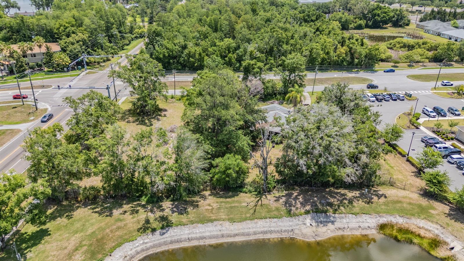 18950 Sunlake Blvd Property Photo 20