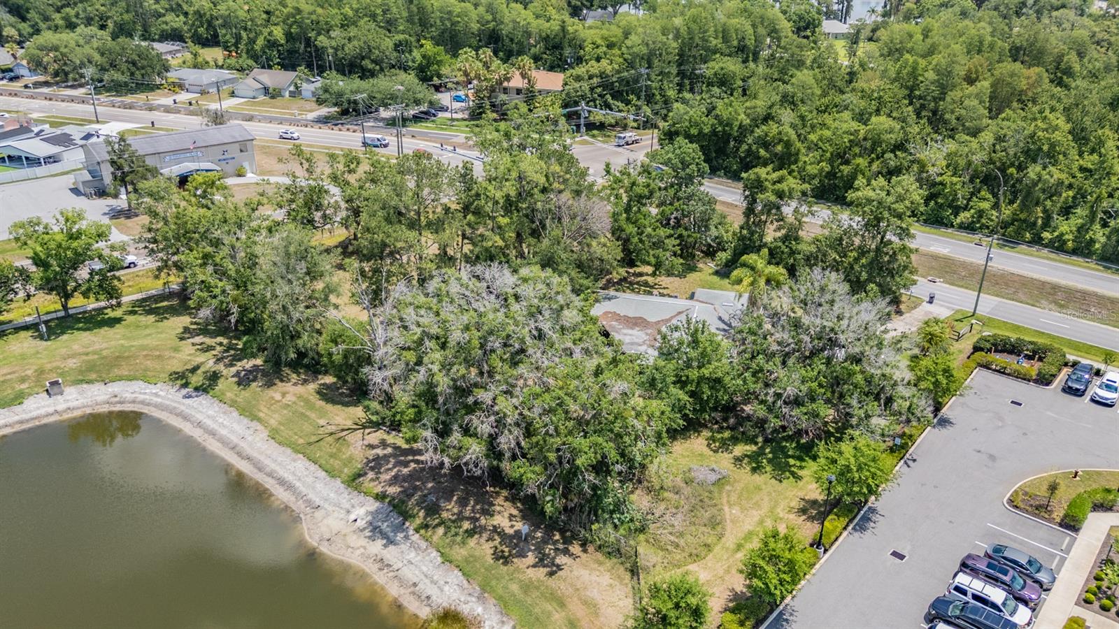 18950 Sunlake Blvd Property Photo 21