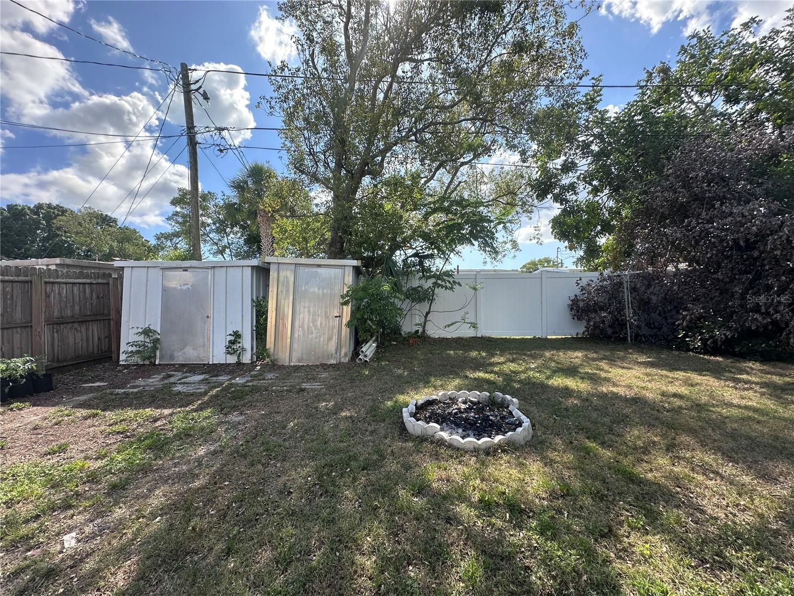 11452 104th St Property Photo 7