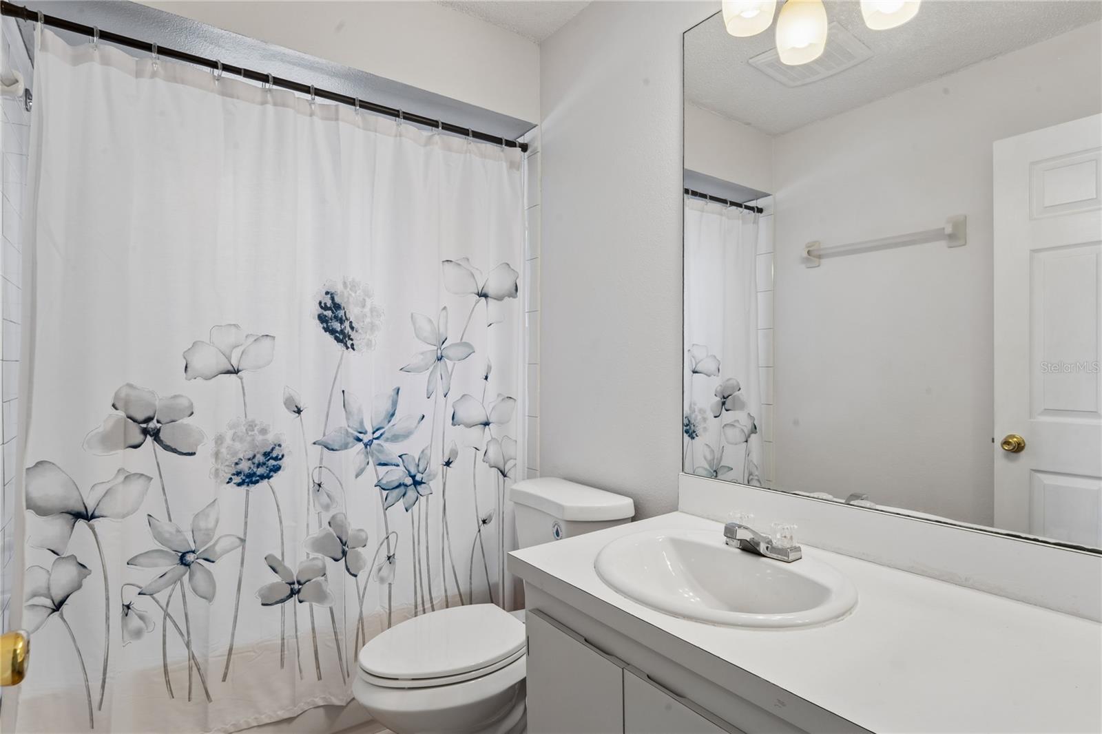 1238 Fuchsia Dr Property Photo 17