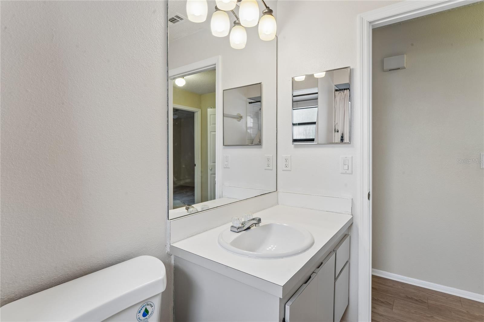 1238 Fuchsia Dr Property Photo 19