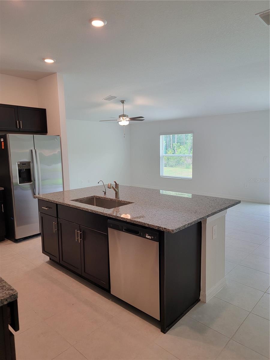 1844 Red Loop Property Photo 9