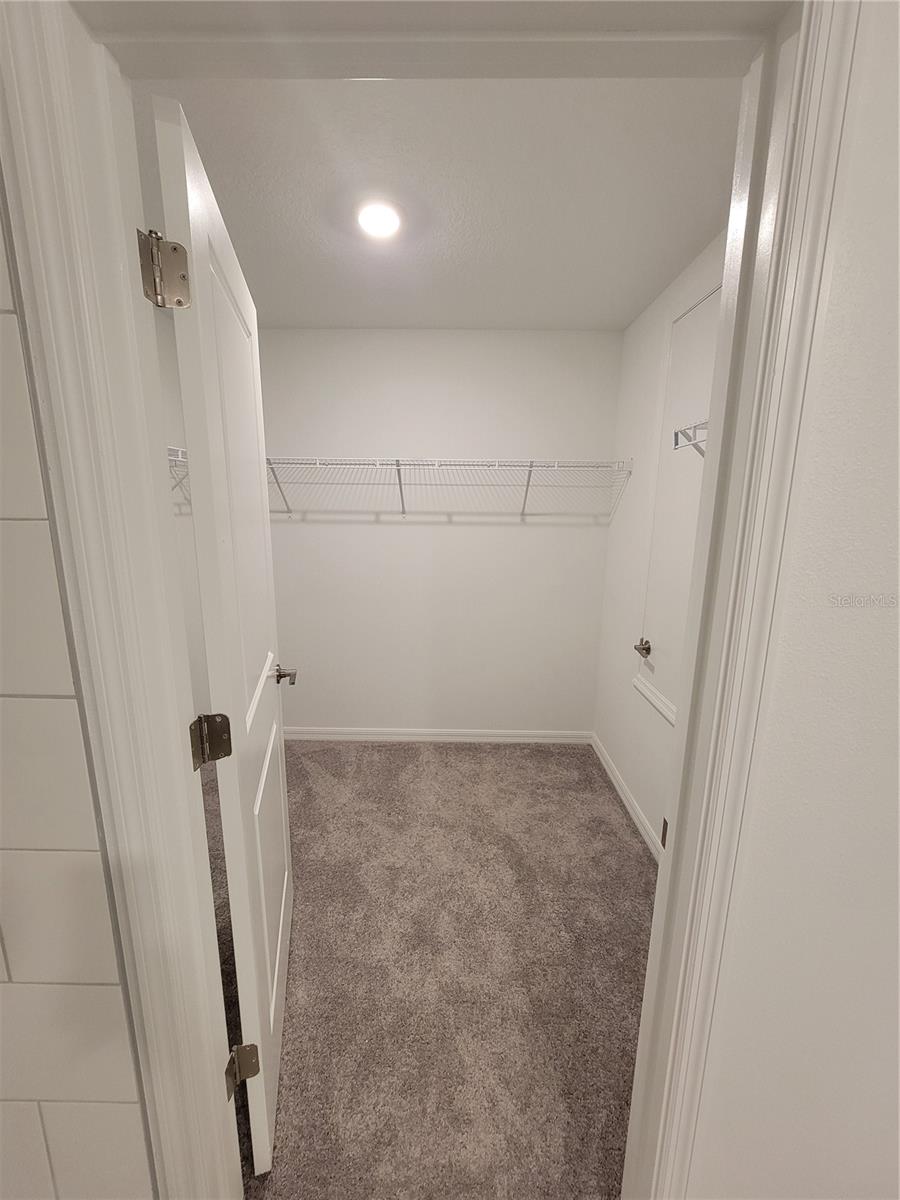 1844 Red Loop Property Photo 19